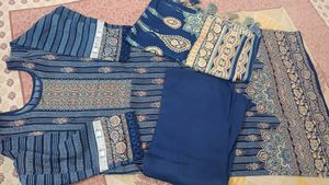 Nevy Blue Pashmina Suit