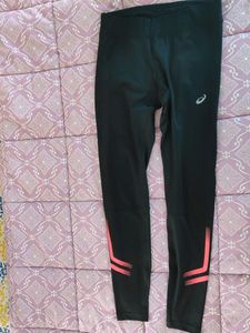 ASICS Women&#39;s Skinny Leggings