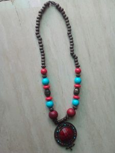 3 Neckless