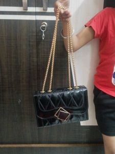 Beutiful Girls Slingbag