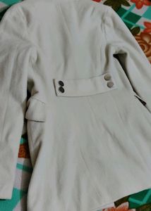 Cream Colour Blazer| Length= 28