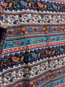 Patterned Women&#39;s Top