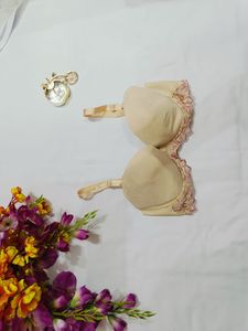 💗💫 Elegant Lace Trim Bra