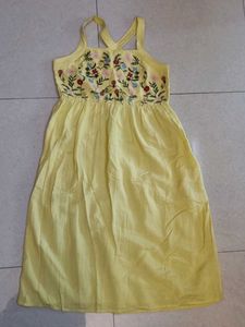 Brand Melange: Midi Dress