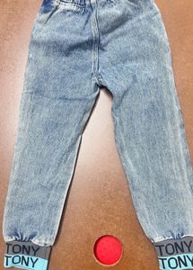 Boys &#39;Strong&#39; Print Jeans