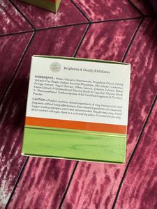 Mama earth Vitamin C Underarm Scrub