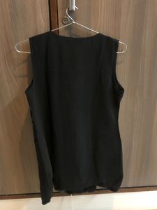 Black Baloon Top