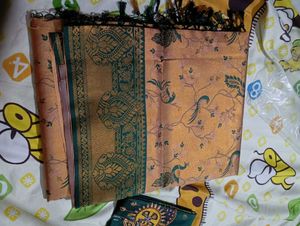 Premium Tissue Gold Saree With Auri Work Blouse