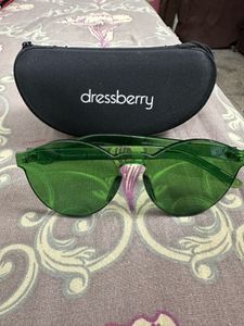 DressBerry Women Rimeless Oval Sunglasses