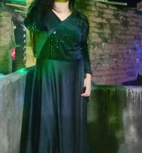 Elegant Black Maxi Dress
