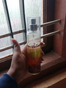Layerr Wottagirl Body Mist