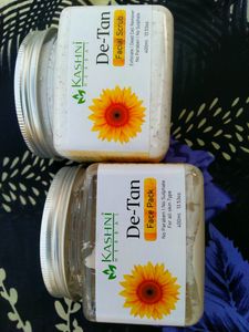 Kashni Herbal D-tan Scrub/Face Pake Jar.