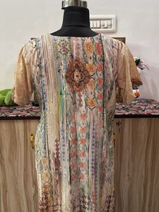 sharaa kurta