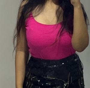 hot pink tank top