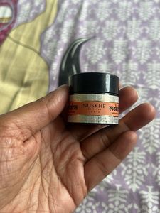 Solid Perfume Nuskhe By Paras