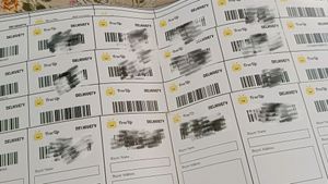 Sticky Shipping Label 4