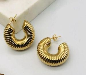 combo of two earrings