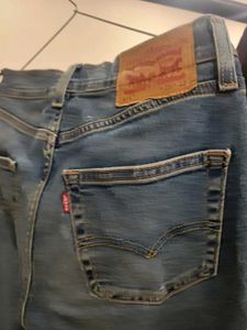 Levi's 511 Jeans - Stylish & Comfortable