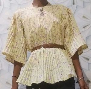 Floral Pleated Top