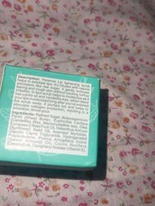 Perenne Lip Lightening Scrub