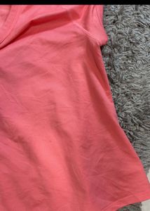 NIKE CORAL TSHIRT🩷