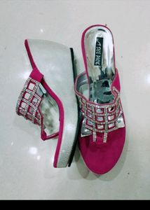 Diamond Work Velvet Wedges It&#39;s Totally New