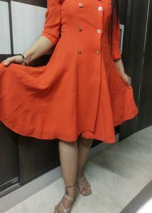Beautiful Frock Knee Length Linning Is Iattaiched