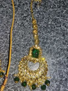 Emerald &amp; Gold Jewelry Set