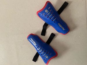 Brand New Knee Gaurd For Football Players