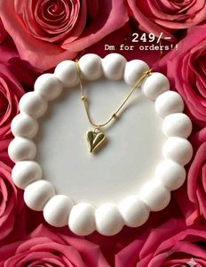 Heart themed pendant