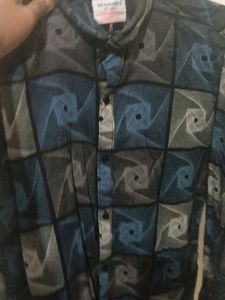 Geometric Print Shirt Xl Coins Milega Le Lo
