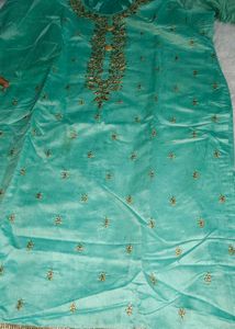 Beautiful Embroidery Work Kurta Set For Women