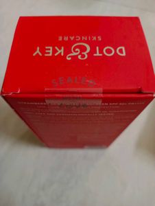 Dot &amp; Key Sunscreen SPF 50