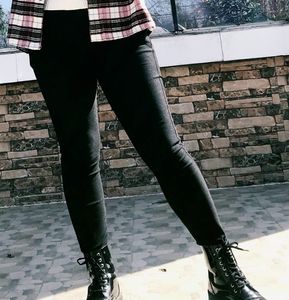 Women Black Stylish Joggers