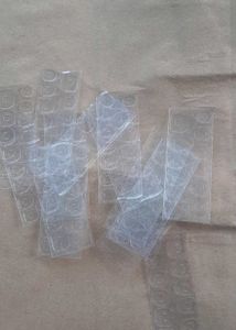 FAKE NAILS WITH GLUE STICKERS