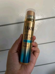 LAKME Sun Expert 1% Hyaluronic Gel Sunscreen SPF 5