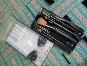 Huda Beauty Brush Set