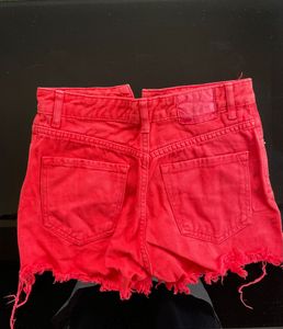 Ignite Your Style:Grab These Red Denim Shorts