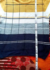 Branded Combo Of Sweater And Sweatshirt Men