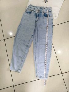 Cartoon Graphic Tank &amp; High Waisted Jeans Set