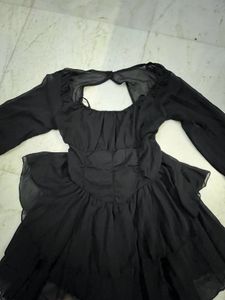 Chic Black Dress