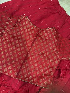 Red &amp; Gold girls saree