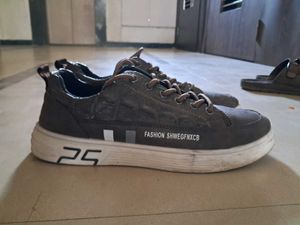 Men&#39;s Brown Sneakers