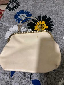 Very Pretty Bag And Good Quality