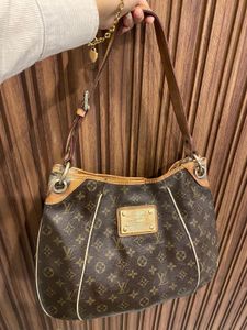 Authentic Louis Vuitton Monogram Tote Bag