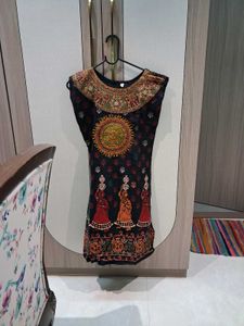 Beautiful Ethnic  Embroidered Kurti