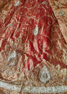 Multicolor Embroidered Skirt &amp; Dupatta (Women&#39;s)
