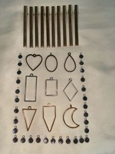 ⭐Price Drop⭐Bezels And Hair clip For Resin Art