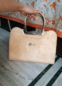 Elegant Cream Handbag For Women