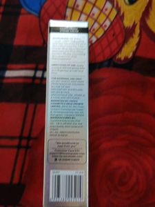 Faces Canada Strobe Cream Silver